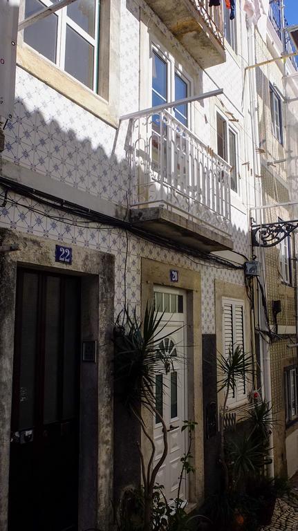 Traditional Lisbon Madragoa Studio Exterior photo